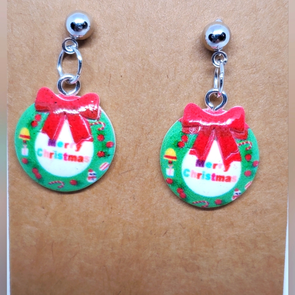 7/$10 Christmas Wreath Earrings, New